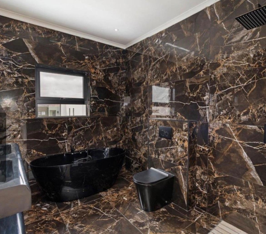 3 Bedroom Property for Sale in Sandown Western Cape